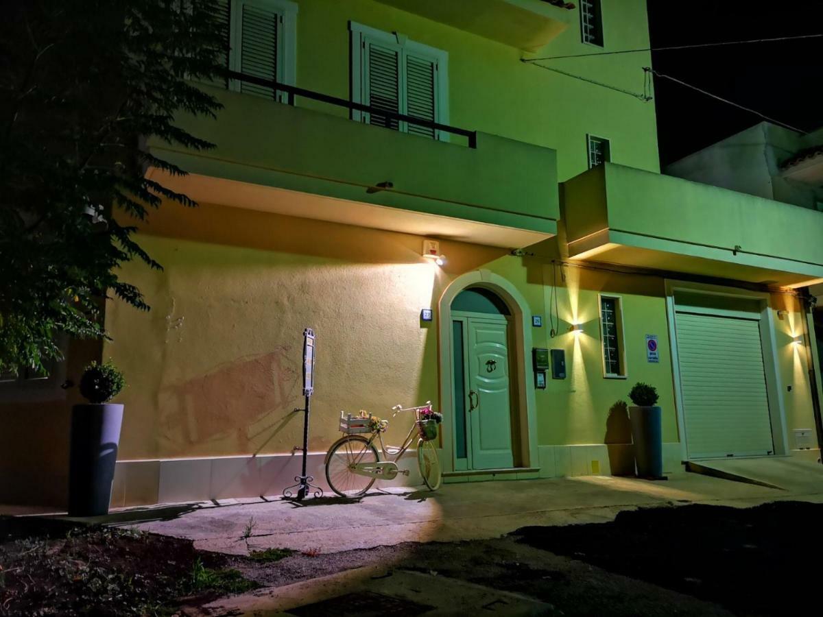Il Giardino Nascosto Bed & Breakfast Portopalo Di Capo Passero Exterior photo